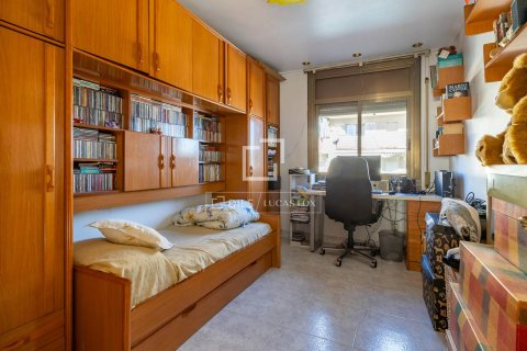 Villa in vendita a Castelldefels, Barcelona, Spagna 5 camere da letto, 296 mq. N° 150585 - foto 27