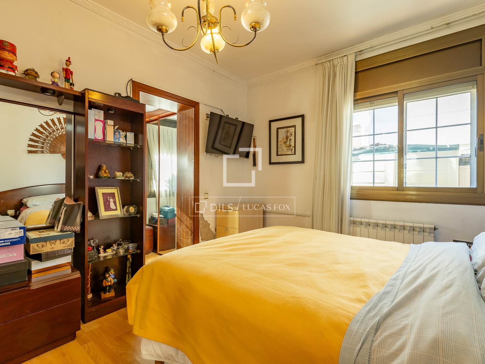 Villa in Castelldefels, Barcelona, Spain 5 bedrooms, 296 sq.m. No. 150585