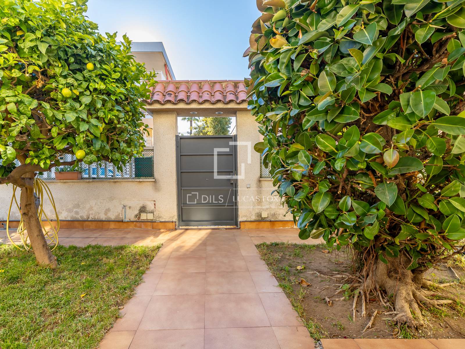 Villa in Castelldefels, Barcelona, Spain 5 bedrooms, 296 sq.m. No. 150585