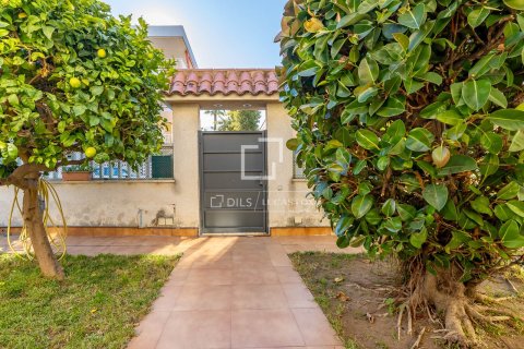 Villa in vendita a Castelldefels, Barcelona, Spagna 5 camere da letto, 296 mq. N° 150585 - foto 3