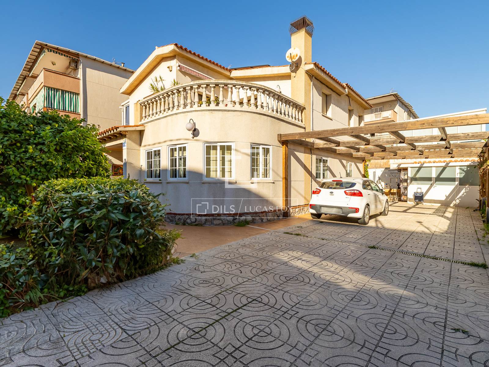 Villa in Castelldefels, Barcelona, Spain 5 bedrooms, 296 sq.m. No. 150585