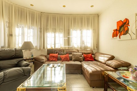 Villa in vendita a Castelldefels, Barcelona, Spagna 5 camere da letto, 296 mq. N° 150585 - foto 5