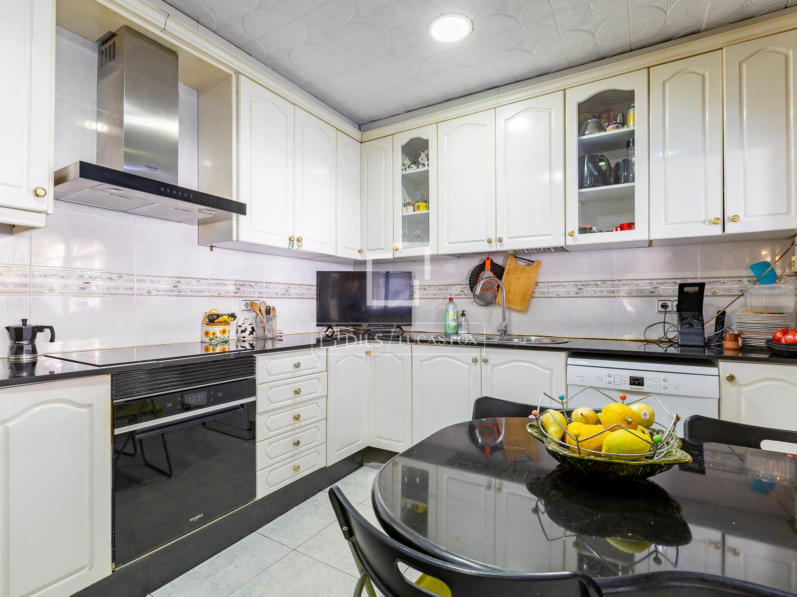 Villa in Castelldefels, Barcelona, Spain 5 bedrooms, 296 sq.m. No. 150585