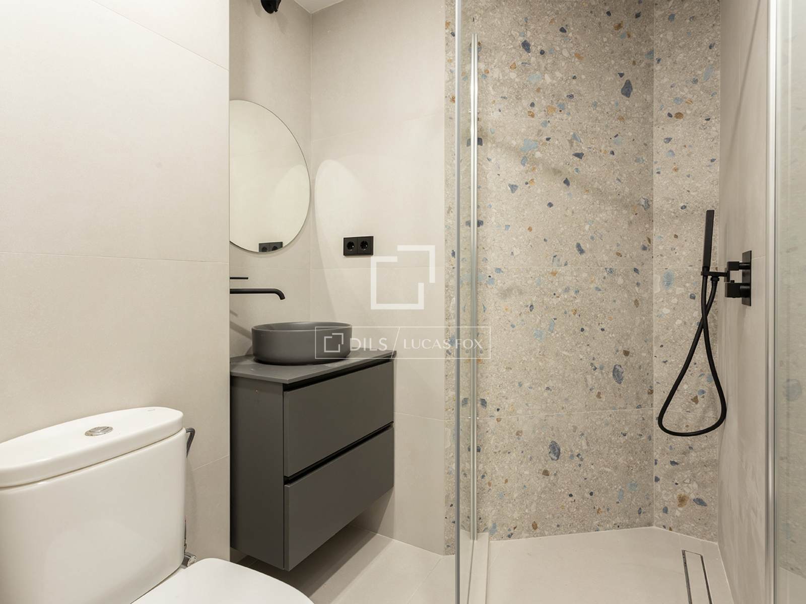 Apartment in Barcelona, Spain 3 bedrooms, 63 sq.m. No. 150584