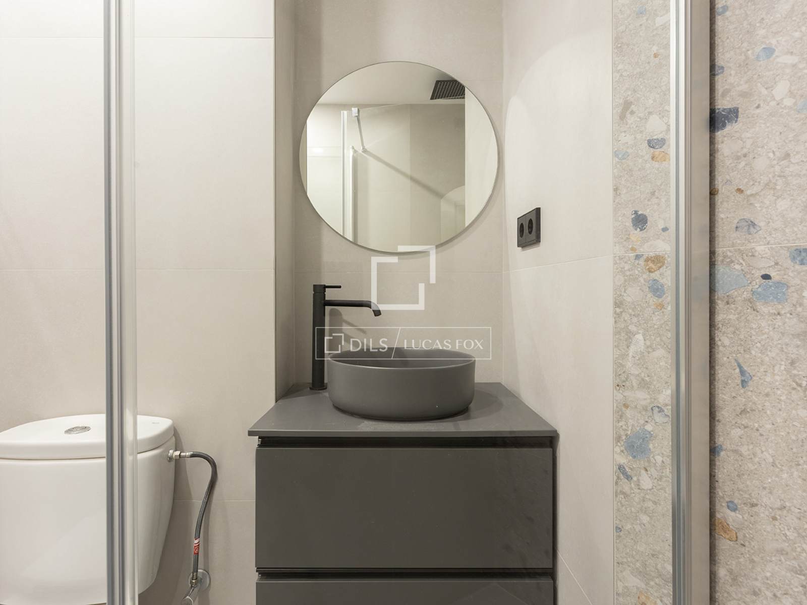 Apartment in Barcelona, Spain 3 bedrooms, 63 sq.m. No. 150584