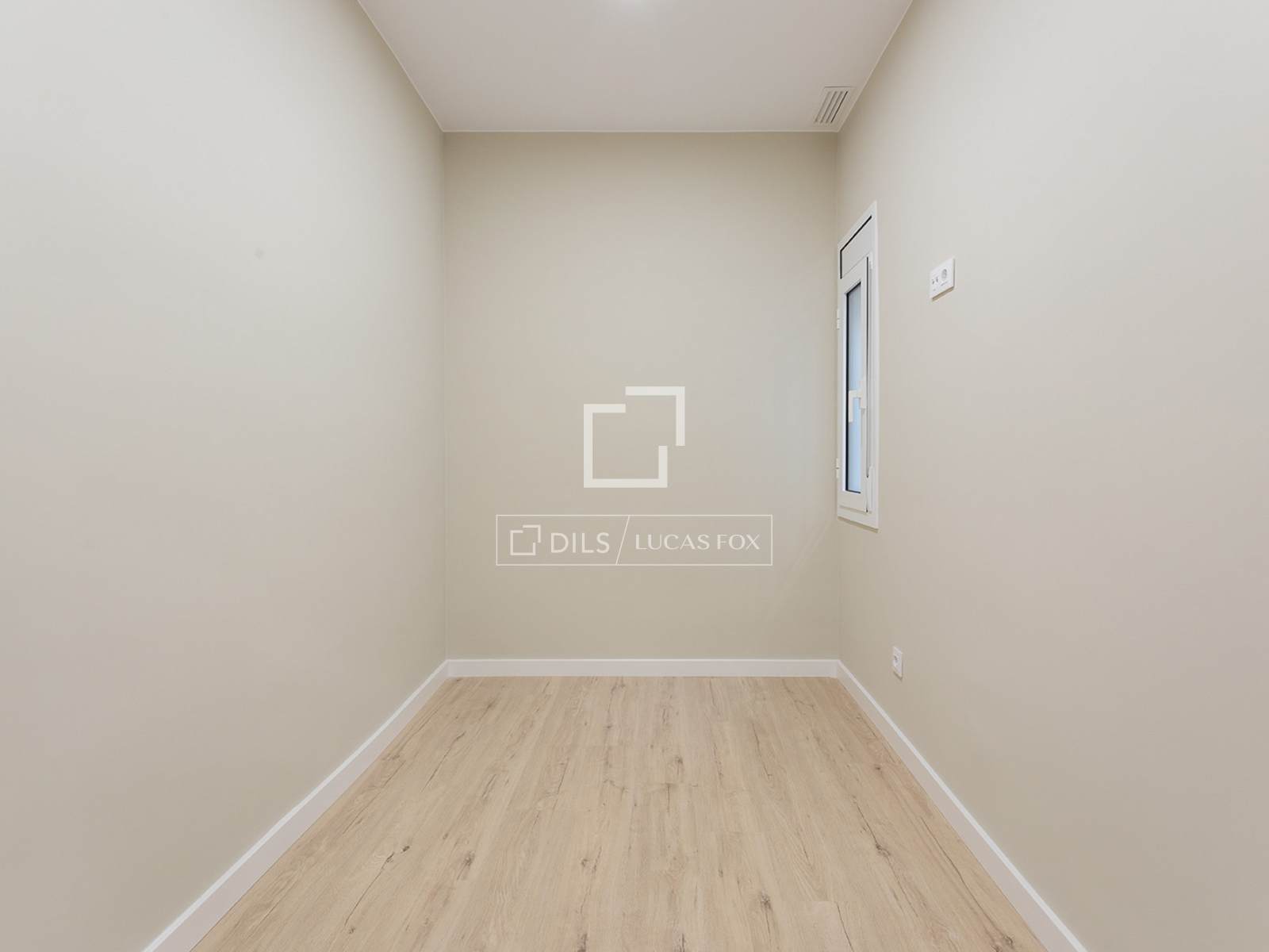 Apartment in Barcelona, Spain 3 bedrooms, 63 sq.m. No. 150584