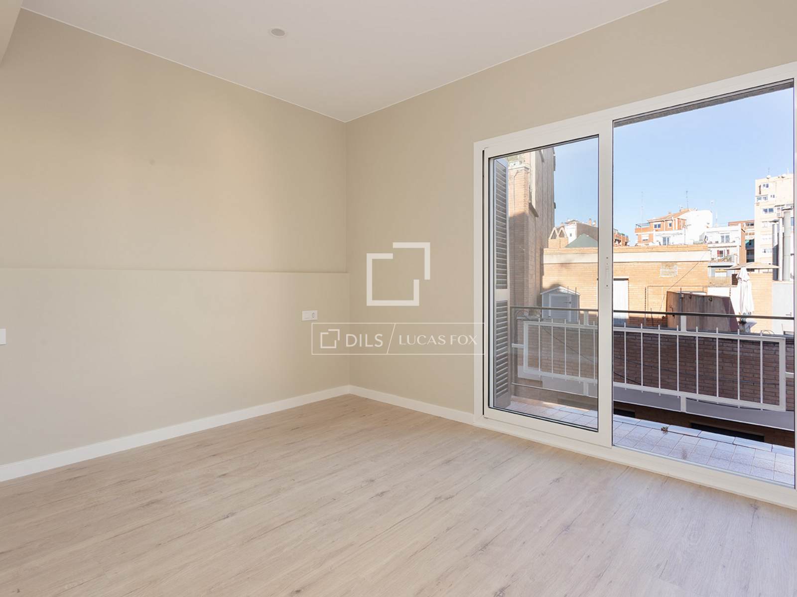 Apartment in Barcelona, Spain 3 bedrooms, 63 sq.m. No. 150584