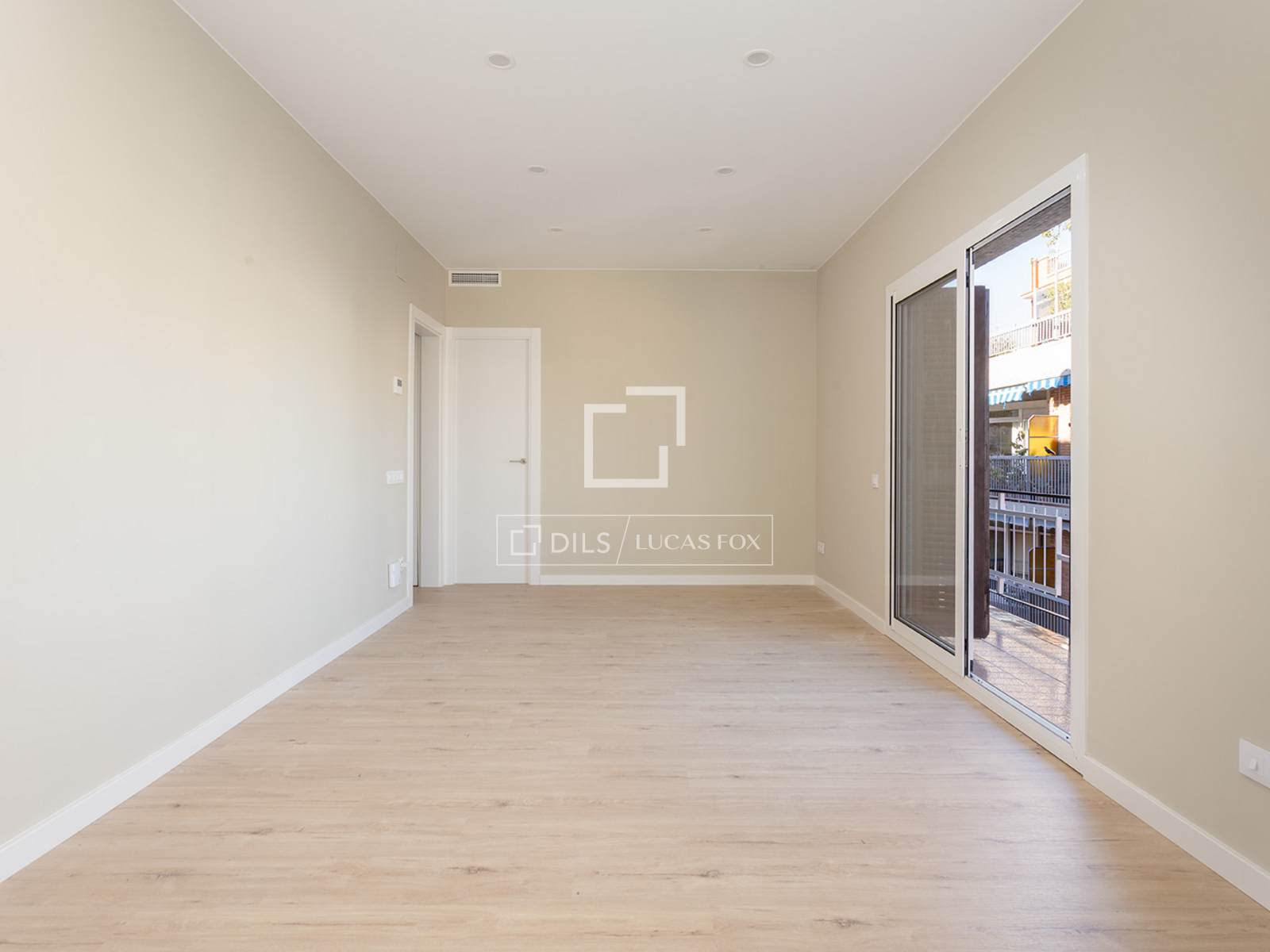 Apartment in Barcelona, Spain 3 bedrooms, 63 sq.m. No. 150584