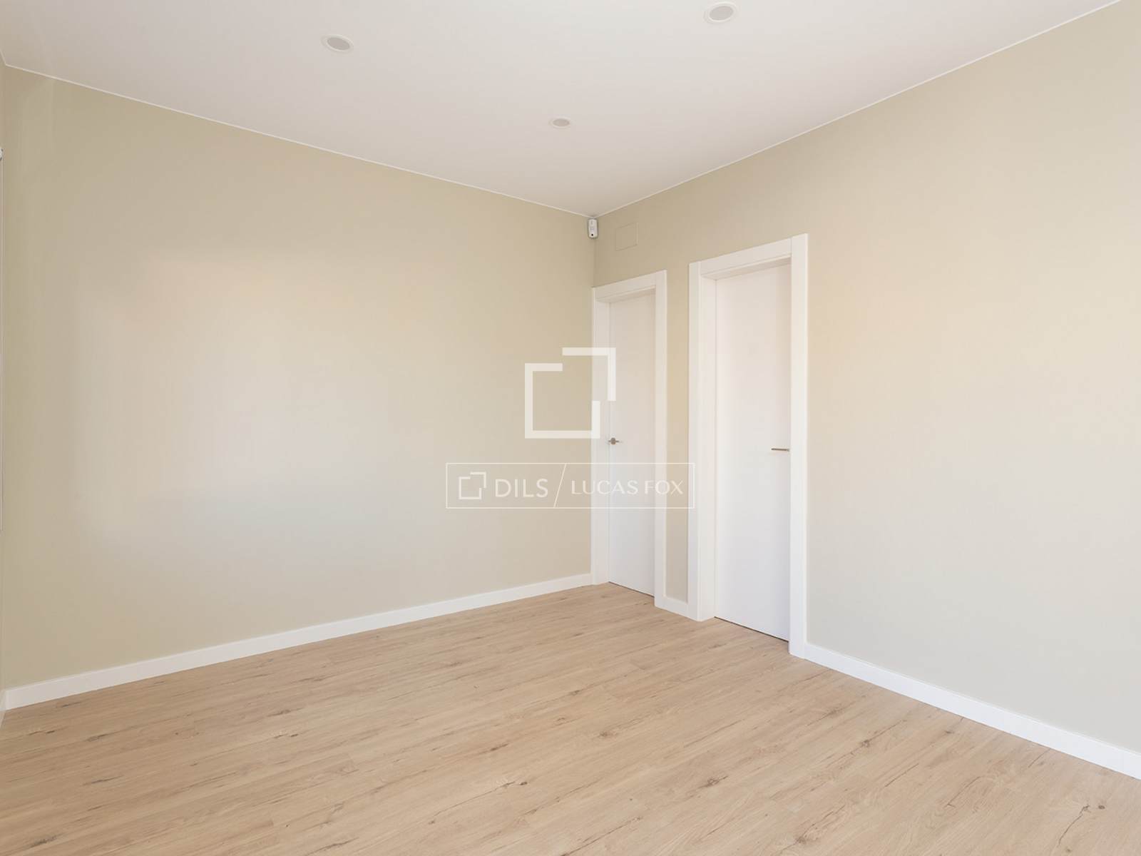 Apartment in Barcelona, Spain 3 bedrooms, 63 sq.m. No. 150584