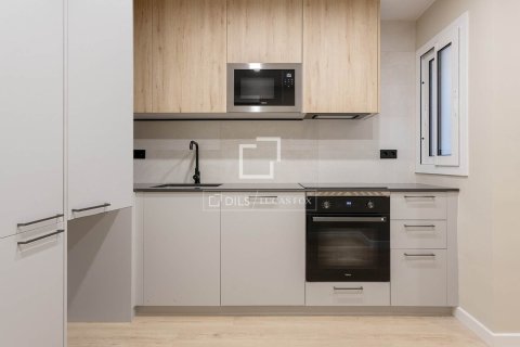 Apartamento en venta en Barcelona, España 3 dormitorios, 76 m2 No. 150584 - foto 20