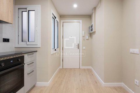 Apartamento en venta en Barcelona, España 3 dormitorios, 76 m2 No. 150584 - foto 25