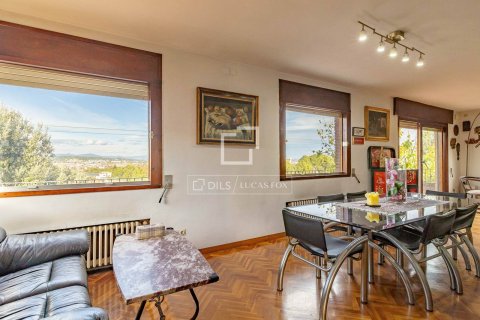 Villa for sale in Valldoreix, Barcelona, Spain 7 bedrooms, 335 sq.m. No. 150586 - photo 13