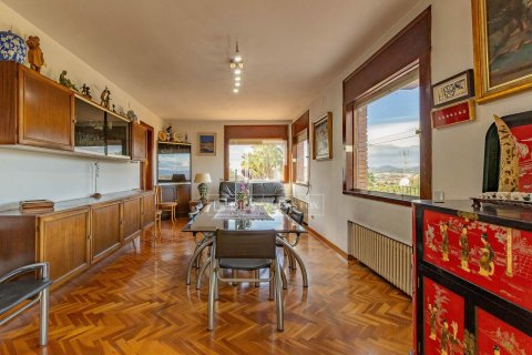 Villa for sale in Valldoreix, Barcelona, Spain 7 bedrooms, 335 sq.m. No. 150586 - photo 4