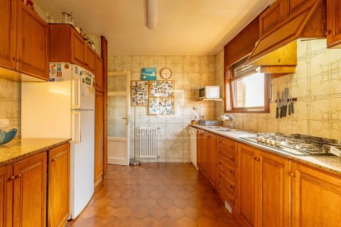 Villa for sale in Valldoreix, Barcelona, Spain 7 bedrooms, 335 sq.m. No. 150586 - photo 15