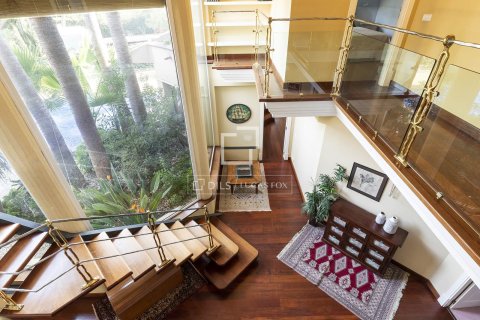 Villa for sale in Sitges, Barcelona, Spain 6 bedrooms, 520 sq.m. No. 150583 - photo 4