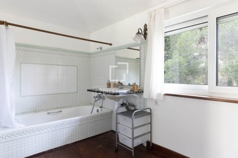 Villa for sale in Sitges, Barcelona, Spain 6 bedrooms, 520 sq.m. No. 150583 - photo 25