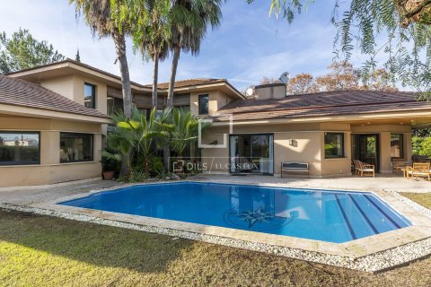 Villa in Sitges, Barcelona, Spain 6 bedrooms, 520 sq.m. No. 150583