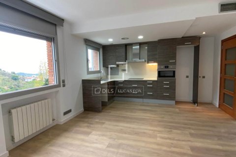 Dzīvoklis pārdošanā Barcelona, Spānijā 3 istabas, 70 m2 Nr. 150582 - attēls 14