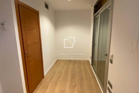 Dzīvoklis pārdošanā Barcelona, Spānijā 3 istabas, 70 m2 Nr. 150582 - attēls 19