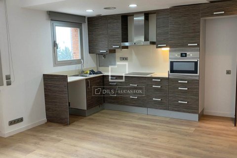 Dzīvoklis pārdošanā Barcelona, Spānijā 3 istabas, 70 m2 Nr. 150582 - attēls 4