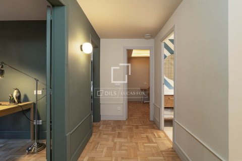 Dzīvoklis pārdošanā Barcelona, Spānijā 4 istabas, 250 m2 Nr. 150580 - attēls 22