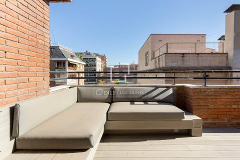 Dzīvoklis pārdošanā Barcelona, Spānijā 4 istabas, 184 m2 Nr. 150581 - attēls 18