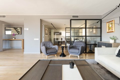 Dzīvoklis pārdošanā Barcelona, Spānijā 4 istabas, 184 m2 Nr. 150581 - attēls 20