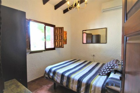 Villa for sale Cabo Roig, Alicante, Spain 9 bedrooms, 221 sq.m. No. 136715 - photo 18