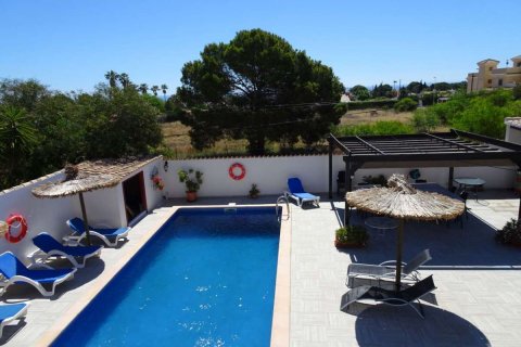 Villa for sale Cabo Roig, Alicante, Spain 9 bedrooms, 221 sq.m. No. 136715 - photo 5