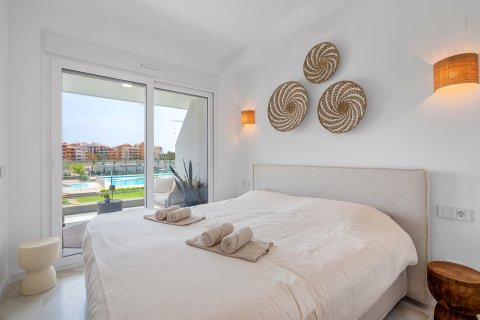 Wohnung zum Verkauf in Punta Prima, Alicante, Spanien 2 Schlafzimmer, 66 m2 Nr. 190329 - Foto 13