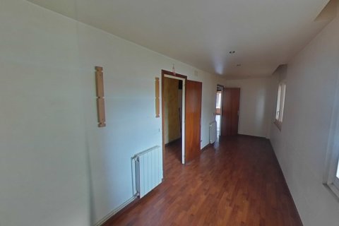 Apartament w Manlleu, Barcelona, Hiszpania 4 sypialnie, 85 mkw. nr 191127 – zdjęcie 14