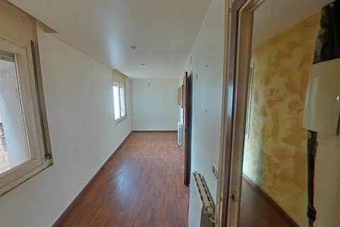 Apartament w Manlleu, Barcelona, Hiszpania 4 sypialnie, 85 mkw. nr 191127 – zdjęcie 13