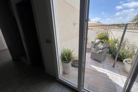 Huvila myytävänä Alicante, Espanja, 4 makuuhuonetta, 104 m2 No. 115203 - kuva 9