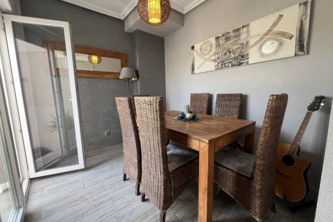 Huvila myytävänä Alicante, Espanja, 4 makuuhuonetta, 104 m2 No. 115203 - kuva 8