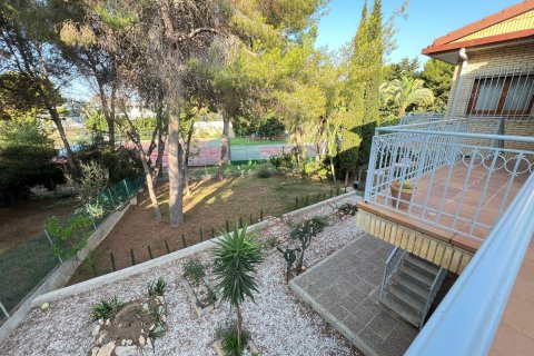 Villa for sale Dehesa De Campoamor, Alicante, Spain 4 bedrooms, 328 sq.m. No. 115167 - photo 15