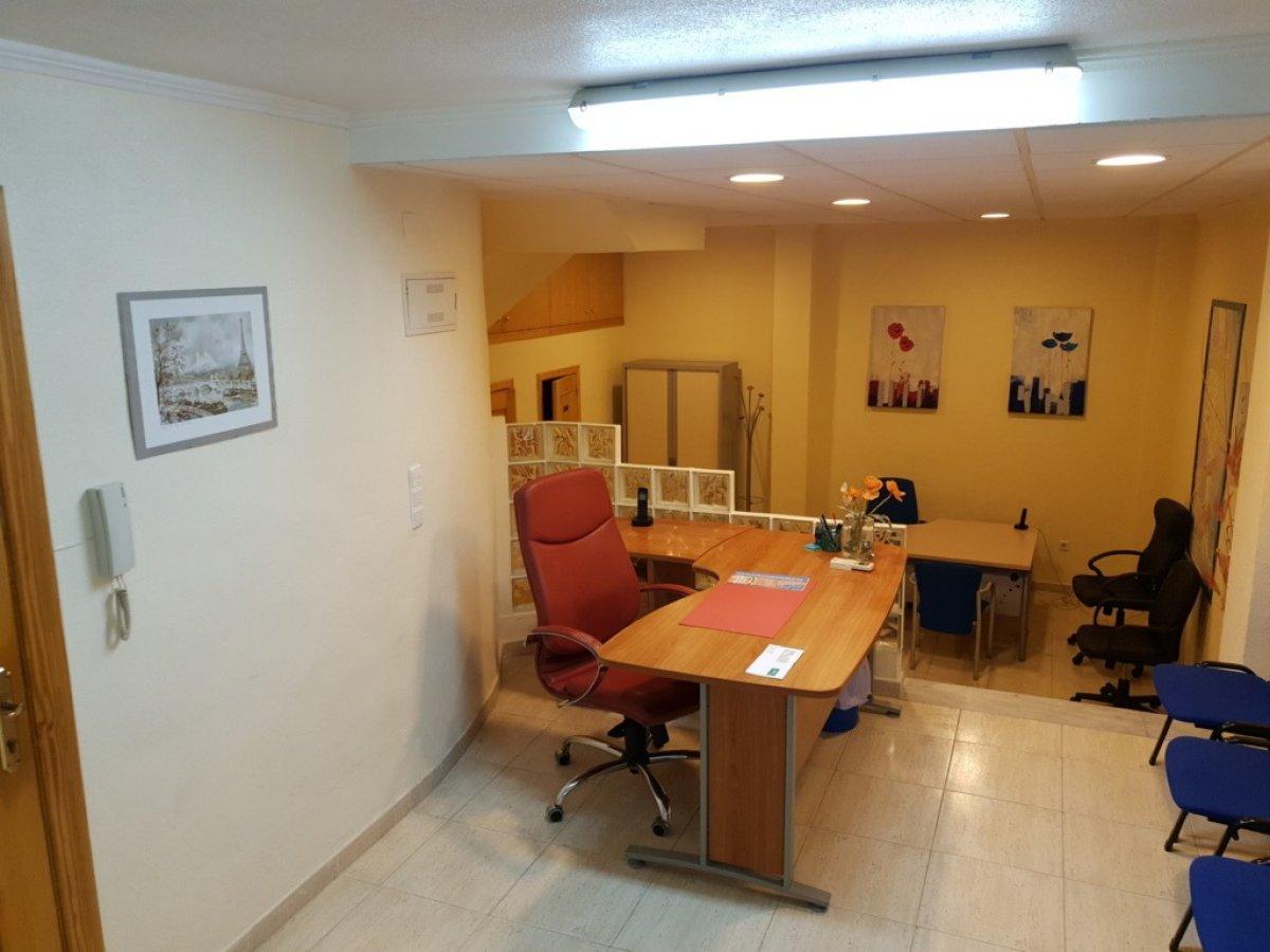 Propiedad comercial en Torrevieja, Alicante, España 50 m2 No. 183839