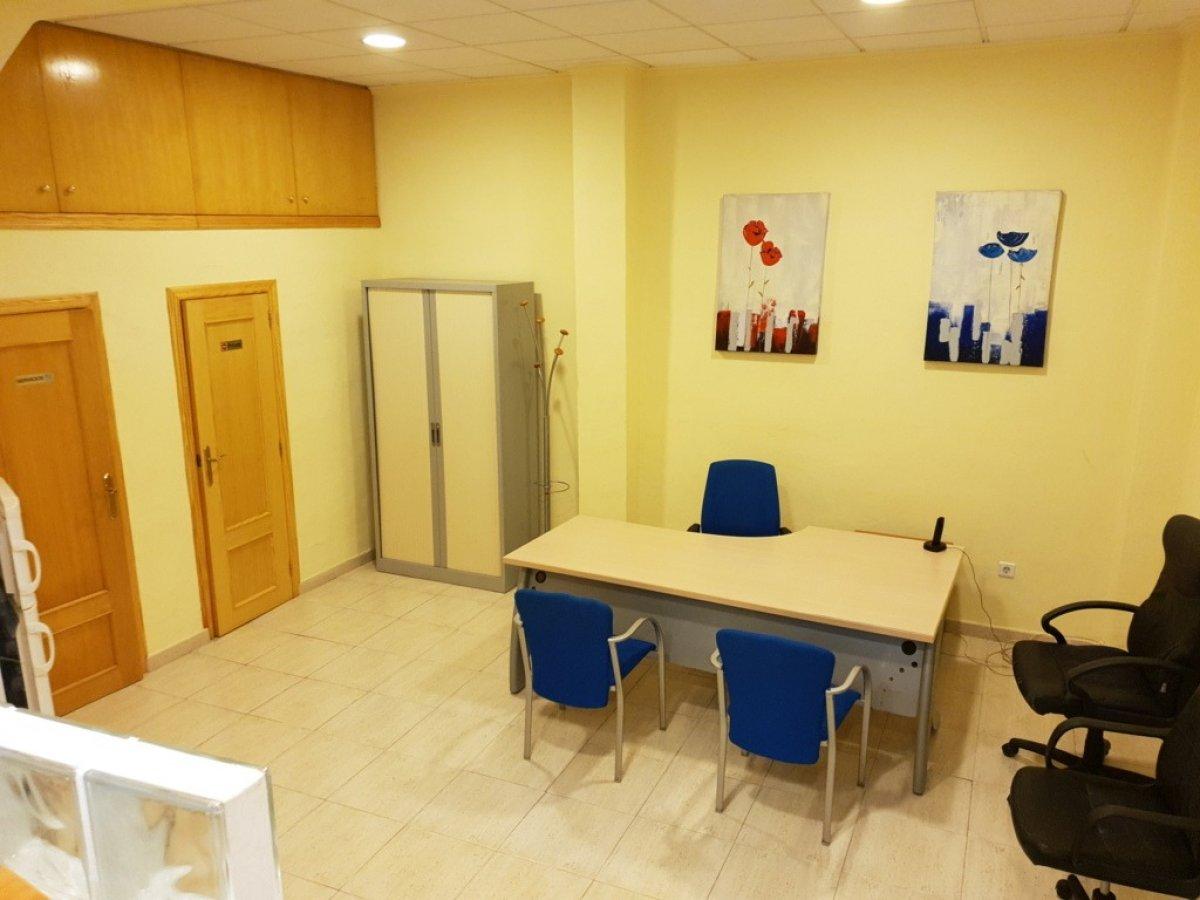 Propiedad comercial en Torrevieja, Alicante, España 50 m2 No. 183839
