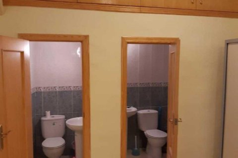 Gewerbeimmobilien zum Verkauf in Torrevieja, Alicante, Spanien 50 m2 Nr. 183839 - Foto 11