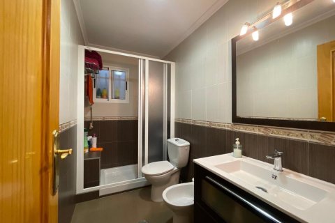 Продажа квартиры в Торревьеха, Аликанте, Испания 2 спальни, 65м2 №183838 - фото 23