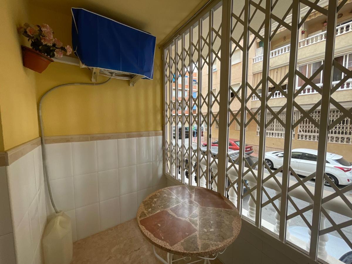 Apartament w Torrevieja, Alicante, Hiszpania 2 sypialnie, 65 mkw. nr 183838