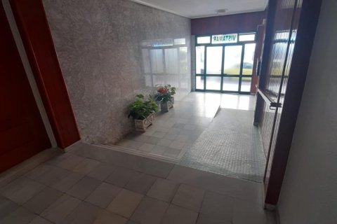 Wohnung zum Verkauf in Torrevieja, Alicante, Spanien 2 Schlafzimmer, 65 m2 Nr. 183835 - Foto 4