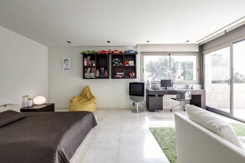 House for sale Barcelona, Spain 7 bedrooms, 900 sq.m. No. 96530 - photo 16