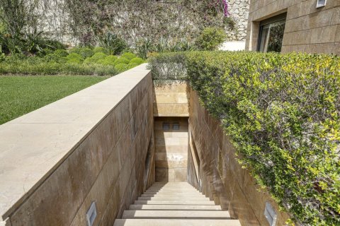 House for sale Barcelona, Spain 7 bedrooms, 900 sq.m. No. 96530 - photo 27