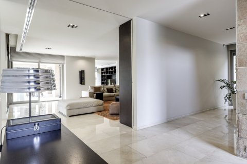 House for sale Barcelona, Spain 7 bedrooms, 900 sq.m. No. 96530 - photo 19