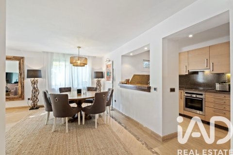 Apartament w Marbella, Malaga, Hiszpania 1 sypialnia, 248 mkw. nr 172866 – zdjęcie 8