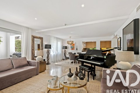 Apartament w Marbella, Malaga, Hiszpania 1 sypialnia, 248 mkw. nr 172866 – zdjęcie 6