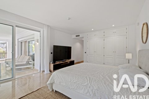 Apartament w Marbella, Malaga, Hiszpania 1 sypialnia, 248 mkw. nr 172866 – zdjęcie 15