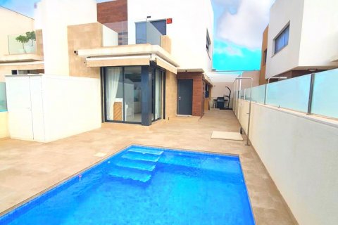 Villa till salu San Pedro del Pinatar, Murcia, Spanien 3 sovrum, 120 kvm. Nr. 115937 - foto 2