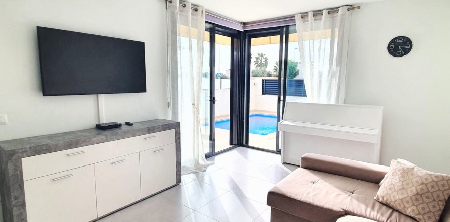 Villa San Pedro del Pinatar, Murcia, Spanien 3 sovrum, 120 kvm. Nr. 115937