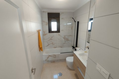 Kamienica San Miguel de Salinas, Alicante, Hiszpania 3 sypialnie, 130 mkw. nr 115948 – zdjęcie 20